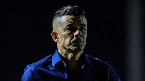 D'Alessandro, ex-dirigente do Cruzeiro, em partida contra o Vasco pelo Brasileirão Série A
