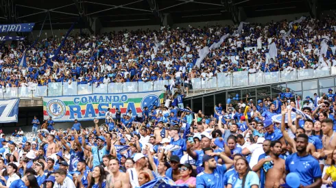Torcida do Cruzeiro no Mineirão. Foto: Gilson Lobo/AGIF
