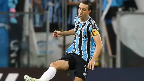 Geromel tem contrato no Grêmio até junho