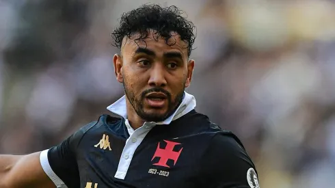 Payet, jogador do Vasco, durante partida contra o Flamengo no estádio Maracanã pelo Brasileirão Série A – Foto: Thiago Ribeiro/AGIF
