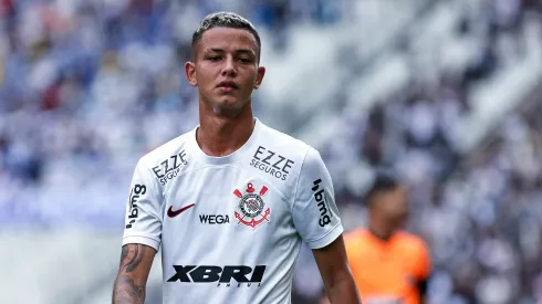 Palmeiras estaria interessado em tirar Kayke do Corinthians