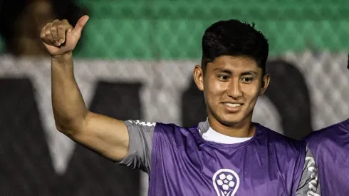 Miguelito, meia boliviano do Santos, em ação pela Copa Sul-Americana –  Foto: Raul Baretta/ Santos FC
