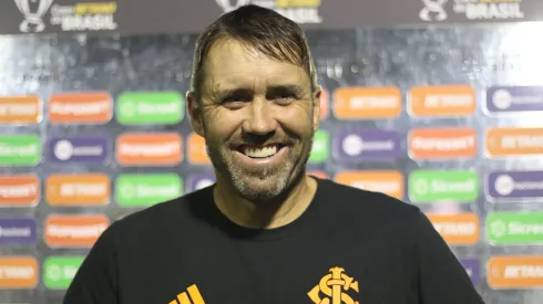 O Inter de Eduardo Coudet tem vantagem diante de equatorianos.