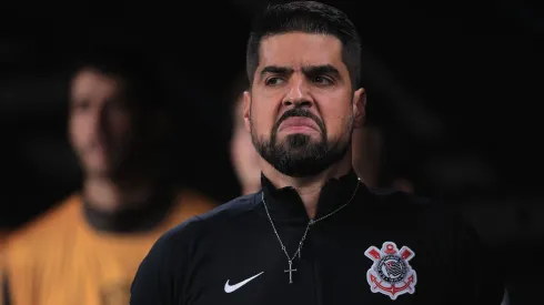 António Oliveira pode sair do Corinthians 
