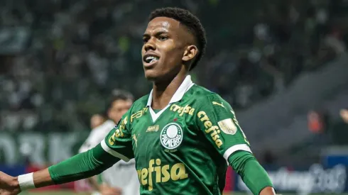 Foto: Divulgação/Site Oficial do Palmeiras – Estevão William em ação pelo Palmeiras