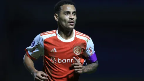 Alan Patrick teve a camisa com um dos lances mais altos. Marcello Zambrana/AGIF.