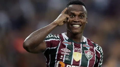 Jhon Arias tem proposta avançada de time inglês para deixar Fluminense, diz jornalista colombiano
