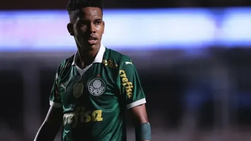 Foto: Ettore Chiereguini/AGIF - Estêvão é substituído e torcida fica na bronca com Abel