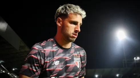 Foto: Leonardo Hubbe/AGIF - Calleri ficou irritado em empate