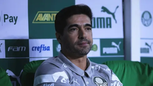 Abel Ferreira já se tornou ídolo de grande parte da torcida. Foto: Ettore Chiereguini/AGIF
