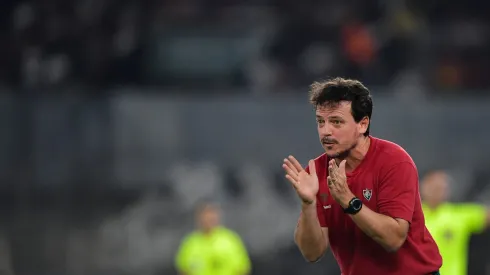 Fernando Diniz terá de quebrar marca que age contra o Fluminense.