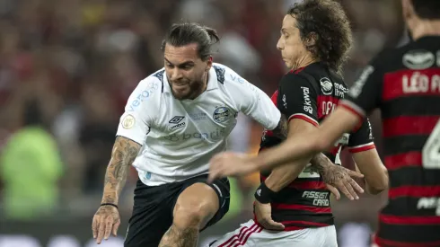 Nathan Pescador é considerado negociável no Grêmio. Jorge Rodrigues/AGIF.