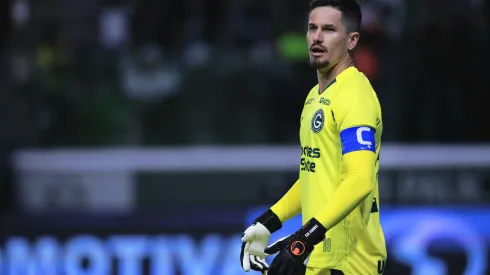 Foto: Ettore Chiereguini/AGIF - Tadeu falhou contra o Santos