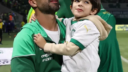 Murilo, filho de Luan se emociona em sua despedida do Palmeiras