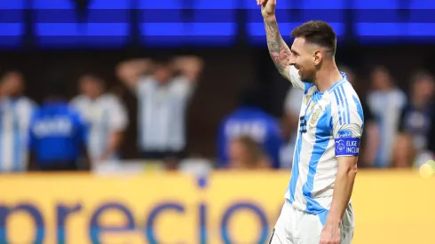 Lionel Messi atuando pela Argentina na Copa América 2024. (Foto de Hector Vivas/Getty Images)
