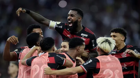 Jogadores do Flamengo comemorando gol. Foto: Alexandre Loureiro/AGIF
