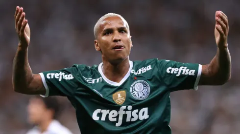 Deyverson conquistou títulos pelo Palmeiras.
