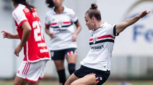 Equipes brigam pela liderança do torneio. Divulgação/Victor Lannes.
