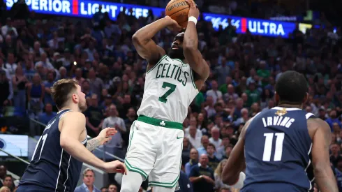 Dallas Mavericks e Boston Celtics fizeram a final da temporada 2024 da NBA (Foto: Stacy Revere/Getty Images)
