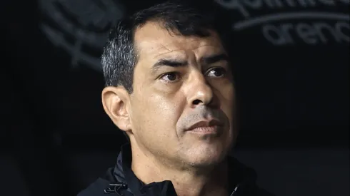 Fábio Carille durante partida entre Santos e Red Bull Bragantino, na Neo Química Arena, pelo Campeonato Paulista, no dia 27/03/2024.