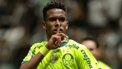 Estevão, atacante do Palmeiras – Foto: Gilson Lobo/AGIF