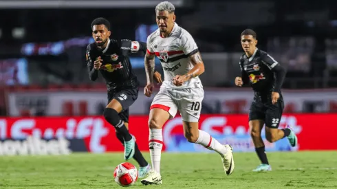 São Paulo x Bragantino terá cobertura ao vivo do Bolavip Brasil a partir das 18h30. Foto: Reinaldo Campos/AGIF
