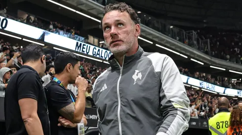 Gabriel Milito tem problemas para escalar o Atlético-MG.