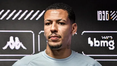 Clayton, atacante do Vasco - Foto: Thiago Ribeiro/AGIF