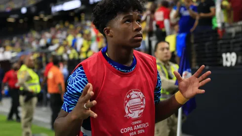 Endrick não volta ao Palmeiras