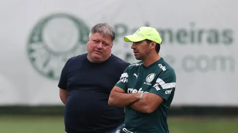 Abel e comissão técnica do Palmeiras autorizaram Tabata a cuidar do futuro
