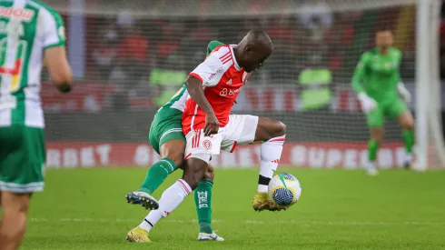 Enner Valencia marcou o gol colorado diante do Juventude.