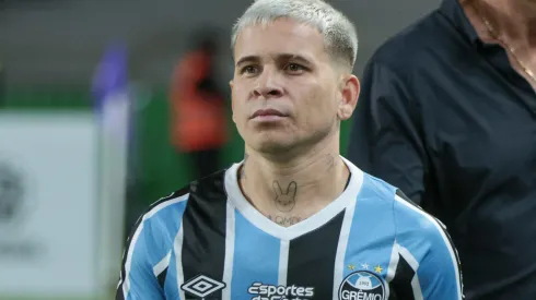 Soteldo não se reapresenta e é multado pelo Grêmio.