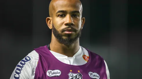 Patrick pode voltar ao time do Santos nos próximos jogos.