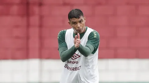 Thiago Silva pode estrear pelo Fluminense. Foto: Lucas Merçon/FFC