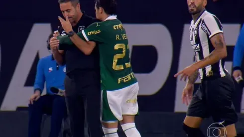 Veiga acerta bolada em Artur Jorge e torcida do Botafogo