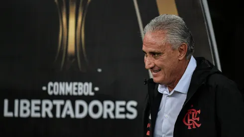 Tite durante Mengão  Bolivar no estadio Maracana pela Libertadores. 
