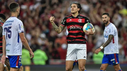 Pedro jogador do Flamengo comemora seu gol. Foto: Thiago Ribeiro/AGIF
