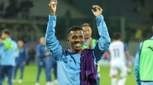 FLORENCE, ITALY - OCTOBER 10: Marcos Antônio Calcio Silva Santos of SS Lazio applauds the fans after during the Serie A match between ACF Fiorentina and SS Lazio at Stadio Artemio Franchi on October 10, 2022 in Florence, Italy. (Photo by Gabriele Maltinti/Getty Images)