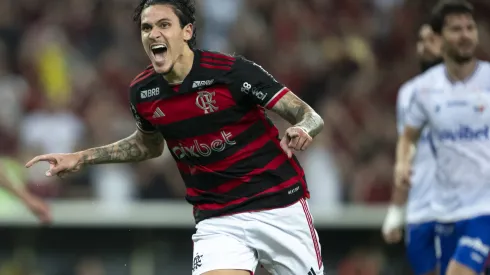 Pedro jogador do Flamengo comemora seu gol. Foto: Jorge Rodrigues/AGIF
