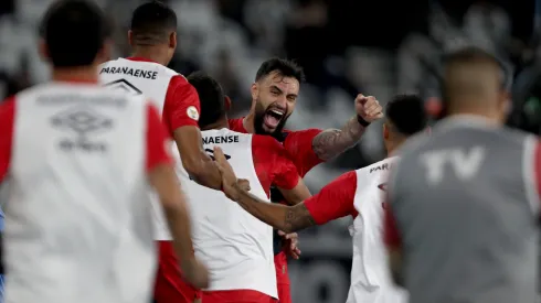 Mastriani, do Athletico Paranaense, pode se tornar o goleador histórico da Sul-Americana em 2024 (Foto: Wagner Meier/Getty Images)