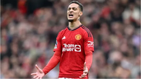 Foto: Michael Regan/Getty Images - Antony em partida do Manchester United