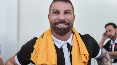 RJ - RIO DE JANEIRO - 11/11/2023 - VASCO, ELEICAO PARA PRESIDENTE - Pedrinho, candidato da chapa Sempre Vasco, durante a eleicao a qual elege o Presidente do Vasco da Gama para o Trienio 2024 a 2026, realizada na Sede do Calabouco, centro do Rio de janeiro. Foto: Thiago Ribeiro/AGIF