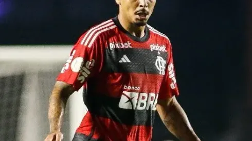 Comentarista dispara contra Flamengo e detona atuação de Allan: 'Enganação'
