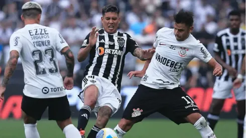 Foto: Ettore Chiereguini/AGIF – Atlético-MG e Corinthians se enfrentam neste domingo (28) pelo Brasileirão Série A

