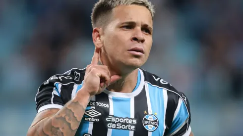 Soteldo, do Grêmio, tem características semelhantes ao atacante cobiçado no Parque São Jorge
