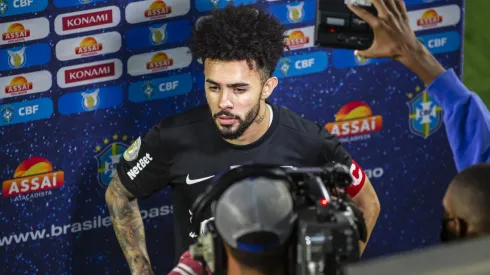 Claudinho negocia com Flamengo