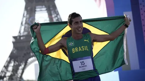 Caio Bonfim levou a prata na marcha atlética nas Olimpíadas 2024. Foto: Alexandre Loureiro/COB 

