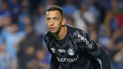 Marchesín em ação pela Copa Libertadores. Foto: Maxi Franzoi/AGIF
