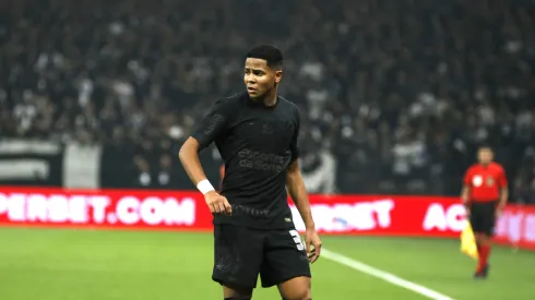 Corinthians quer vender Wesley