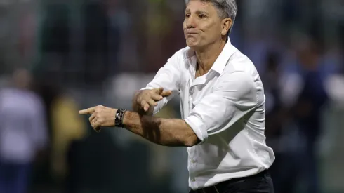 SAO PAULO, BRAZIL - MAY 10: Renato Gaucho, head coach of Gremio gestures during a match between Palmeiras and Gremio as part of Brasileirao Series A 2023 at Allianz Parque on May 10, 2023 in Sao Paulo, Brazil. (Photo by Alexandre Schneider/Getty Images)